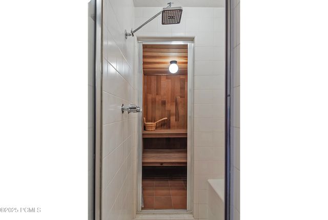 4 Bonanza Court, Park City, UT 84060