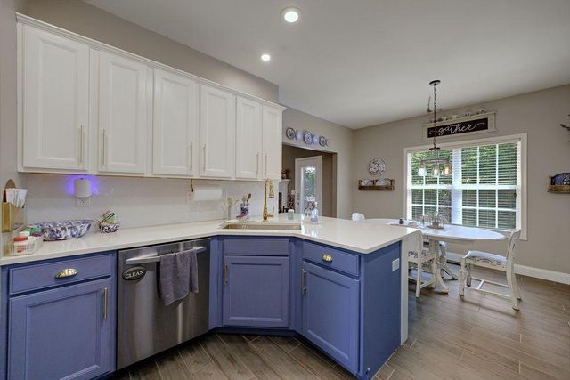8225 Mossybrook Lane, Douglasville, GA 30135