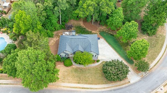 8225 Mossybrook Lane, Douglasville, GA 30135