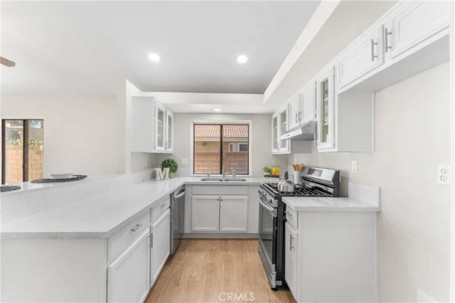 43552 Yew Street, Lancaster, CA 93536