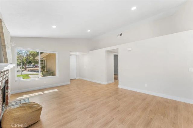 43552 Yew Street, Lancaster, CA 93536