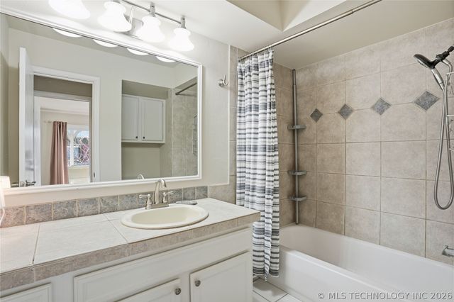 2826 E 90th Street 1602, Tulsa, OK 74137