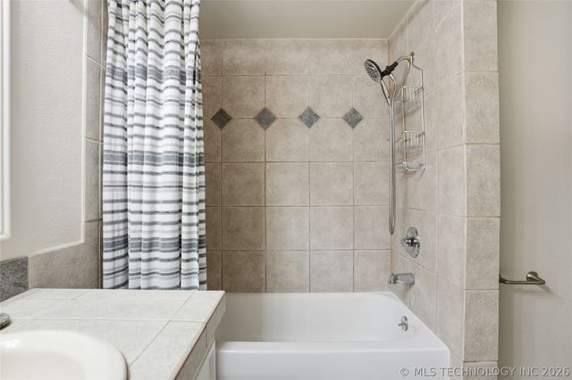 2826 E 90th Street 1602, Tulsa, OK 74137