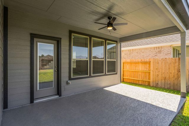 14377 Cedar Shadow Drive, Conroe, TX 77302