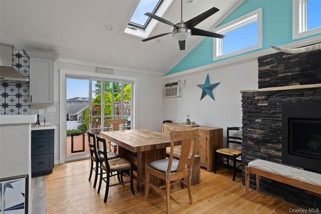 139 Baker Court, Island Park, NY 11558