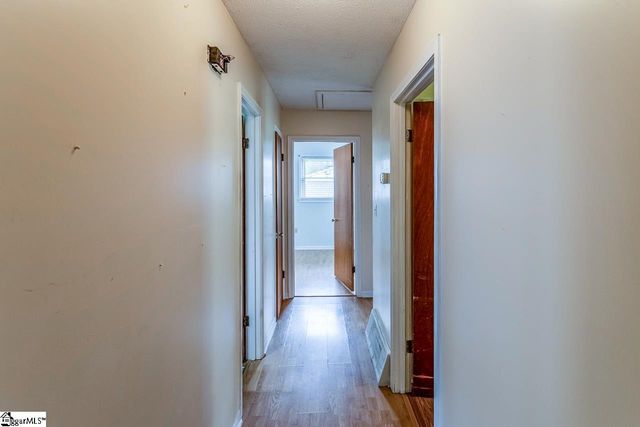 109 Edgewood Avenue, Easley, SC 29640
