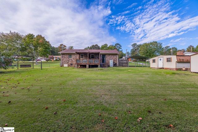 109 Edgewood Avenue, Easley, SC 29640