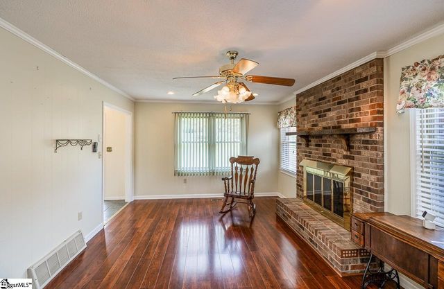 109 Edgewood Avenue, Easley, SC 29640