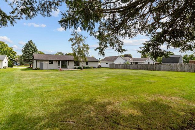 2154 NELLIE LANE, Green Bay, WI 54311