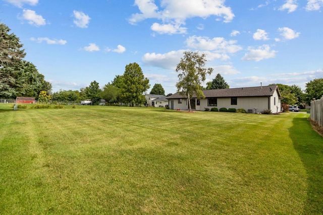 2154 NELLIE LANE, Green Bay, WI 54311