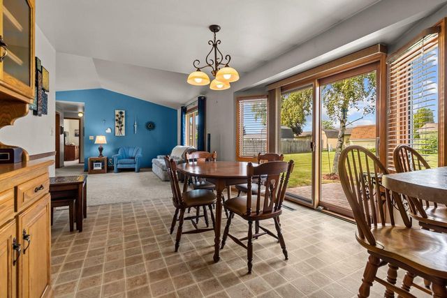 2154 NELLIE LANE, Green Bay, WI 54311