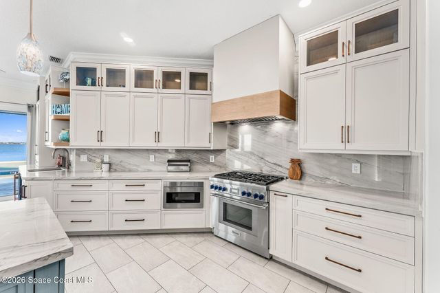 2189 Pineapple Avenue, Melbourne, FL 32935