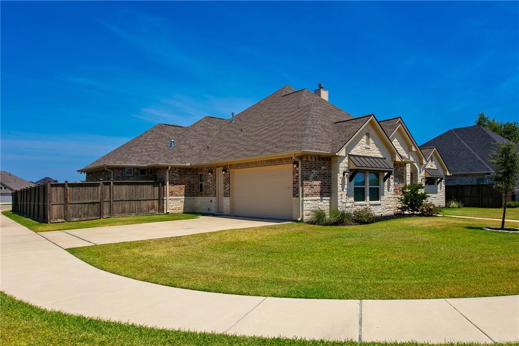 5015 Highline Drive, Bryan, TX 77802 — photo 2