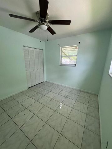 2780 NW 2nd Street, Boynton Beach, FL 33435