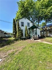 121 Osborne Street, Auburn, NY 13021