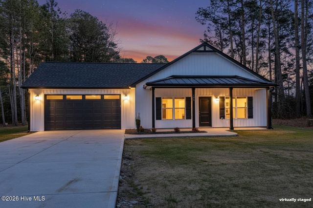 105 Franklin Street, La Grange, NC 28551