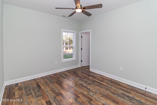 105 Franklin Street, La Grange, NC 28551