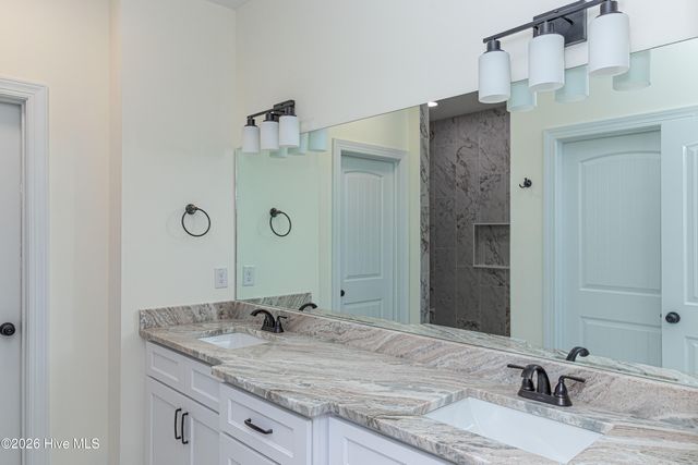 105 Franklin Street, La Grange, NC 28551