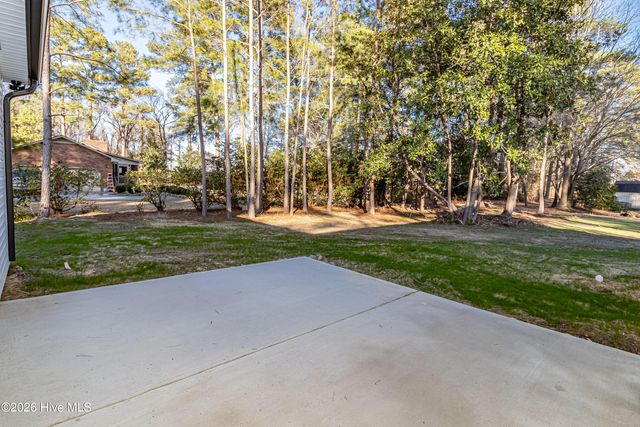 105 Franklin Street, La Grange, NC 28551