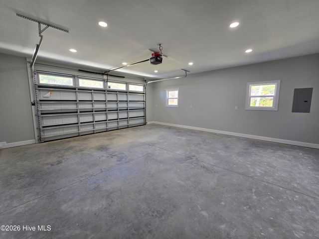 105 Franklin Street, La Grange, NC 28551