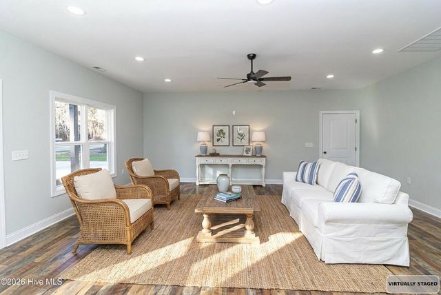 105 Franklin Street, La Grange, NC 28551