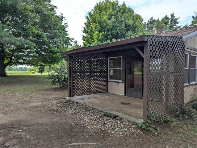 4407 N State Road, Davison, MI 48423