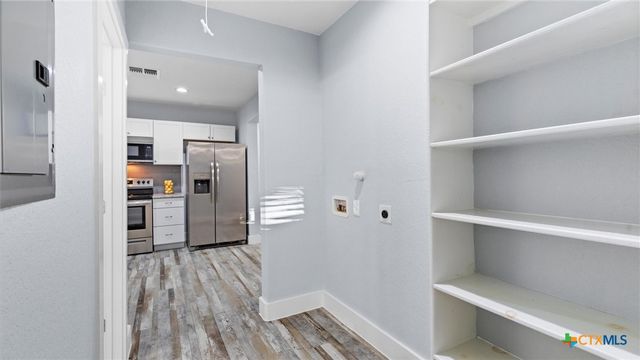 129 E Torrey Street, New Braunfels, TX 78130