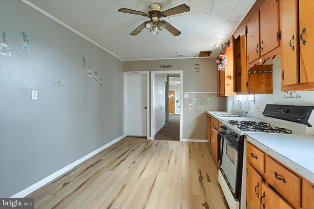 826 FERN PL, York, PA 17404