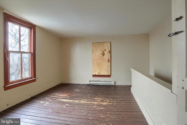 826 FERN PL, York, PA 17404