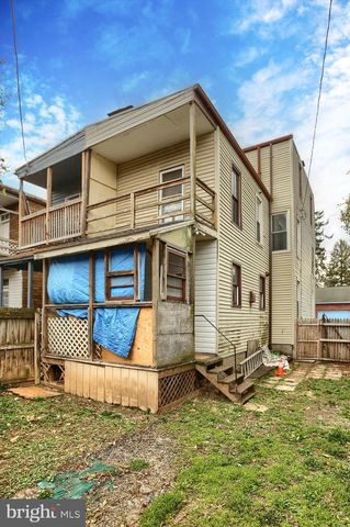 826 FERN PL, York, PA 17404