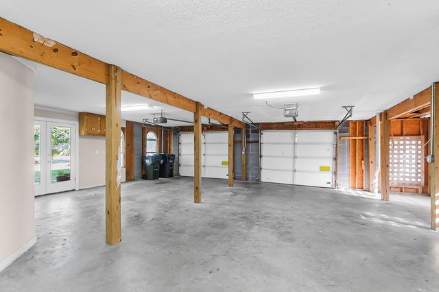 200 Castle Harbor Drive, Summerville, SC 29483