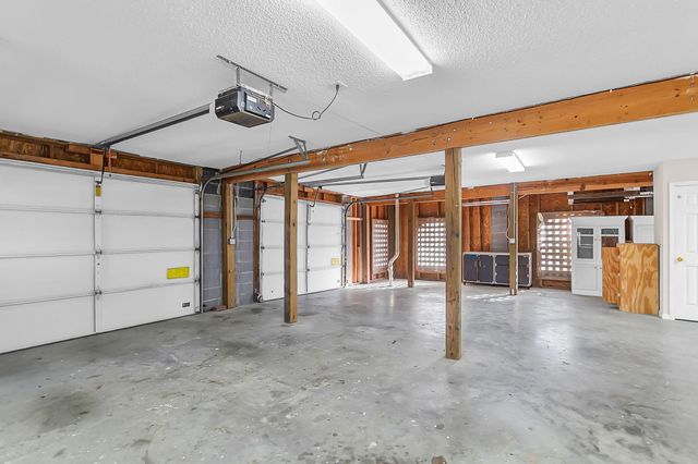 200 Castle Harbor Drive, Summerville, SC 29483