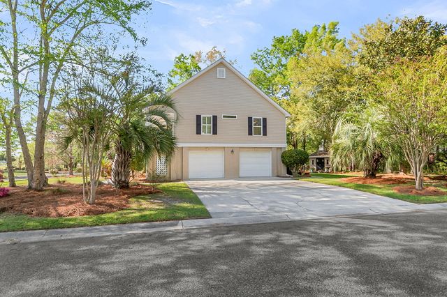 200 Castle Harbor Drive, Summerville, SC 29483