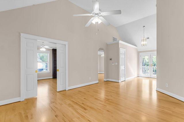 200 Castle Harbor Drive, Summerville, SC 29483