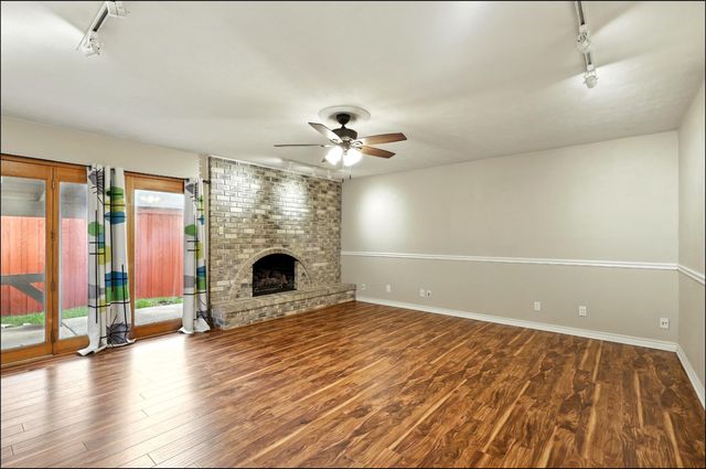 1824 Castille Drive, Carrollton, TX 75007