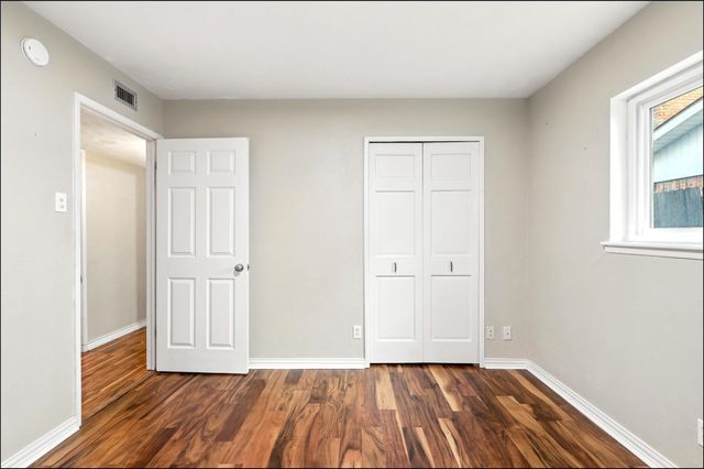 1824 Castille Drive, Carrollton, TX 75007