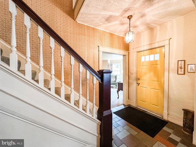 82 E MAIN ST, Lonaconing, MD 21539