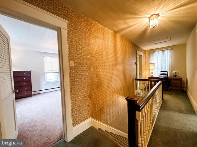 82 E MAIN ST, Lonaconing, MD 21539