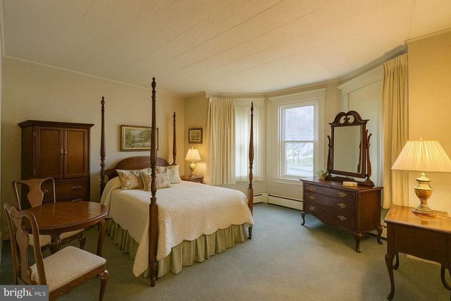 82 E MAIN ST, Lonaconing, MD 21539