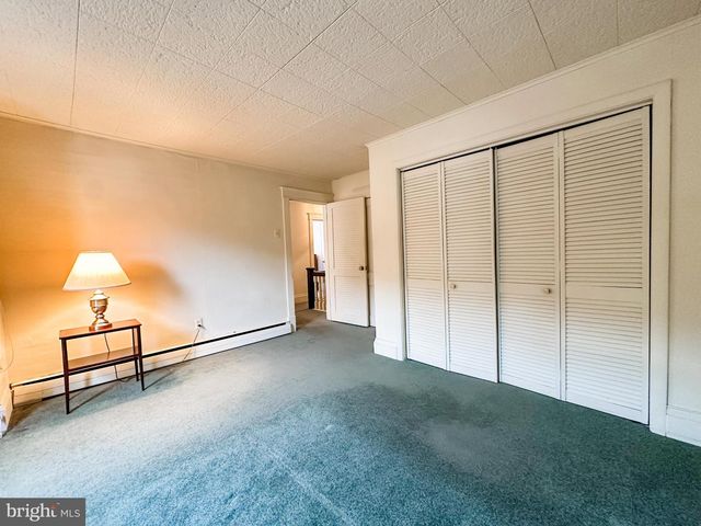 82 E MAIN ST, Lonaconing, MD 21539