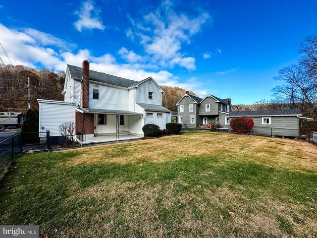 82 E MAIN ST, Lonaconing, MD 21539