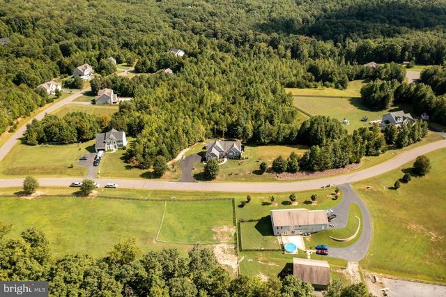 265 RENEGADE DR, Fredericksburg, VA 22406