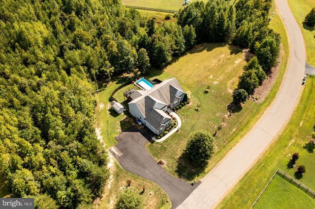 265 RENEGADE DR, Fredericksburg, VA 22406