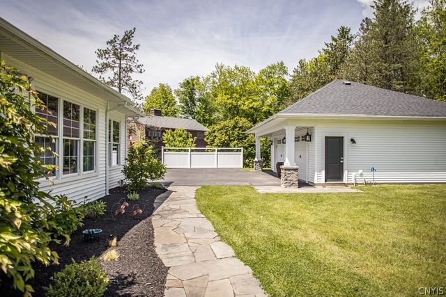 4676 East Lake Road, Cazenovia, NY 13035