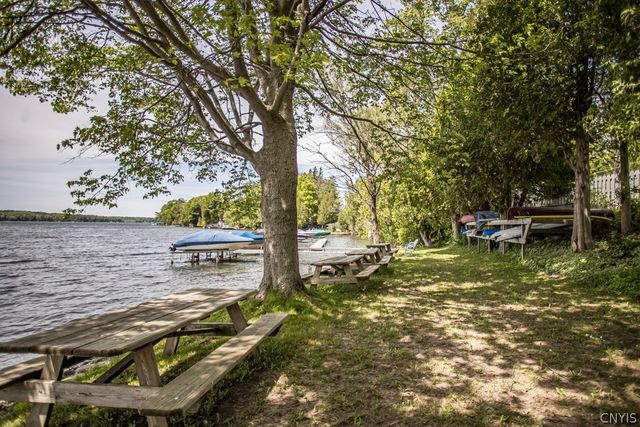 4676 East Lake Road, Cazenovia, NY 13035
