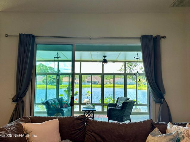 3867 N JULIET LEIA Circle, Jacksonville, FL 32218