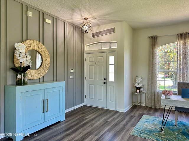 3867 N JULIET LEIA Circle, Jacksonville, FL 32218