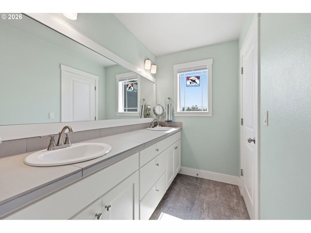 32555 Nw WASCOE St, North Plains, OR 97133