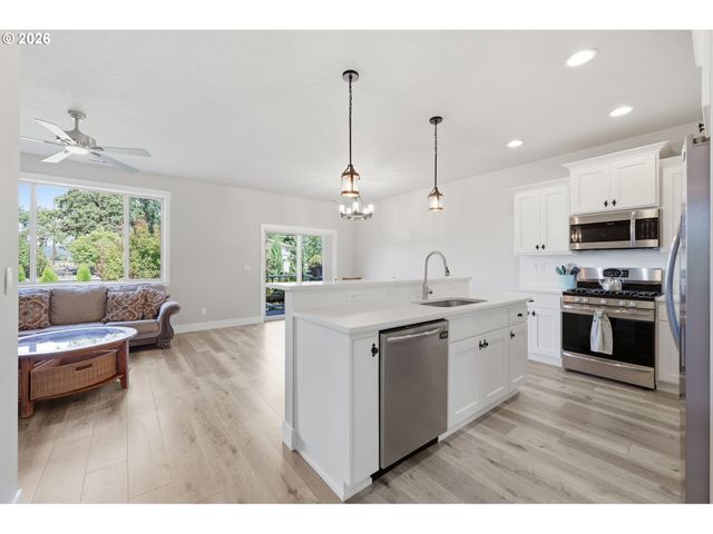 32555 Nw WASCOE St, North Plains, OR 97133