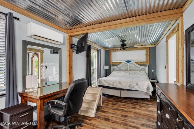 309 Beverly Street, Bay Saint Louis, MS 39520